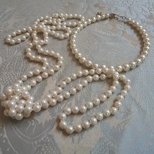 Pearl choker and necklace set